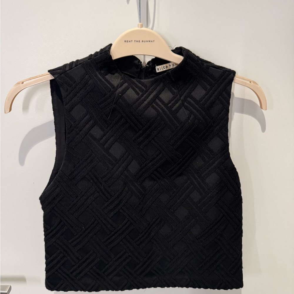Alice + Olivia Black Boxy Crop Tank Top